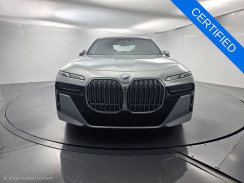 Certified 2023 BMW 760i xDrive AWD/4WD image 2