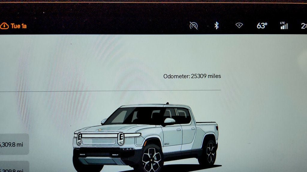 Used 2024 Rivian R1T Adventure Dual AWD/4WD image 15