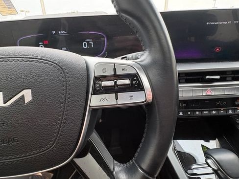Used 2024 Kia Telluride S w/ S Sunroof Package FWD image 17