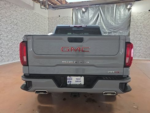 Used 2024 GMC Sierra 1500 AT4 w/ Technology Package image 6