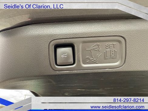 Used 2021 Ford Expedition Limited image 15