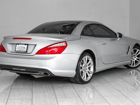 Used 2015 Mercedes-Benz SL 400 image 11