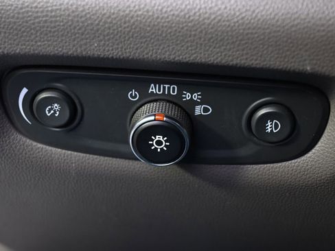 Used 2018 Chevrolet Traverse Premier w/ LPO, Floor Liner Package AWD/4WD image 26