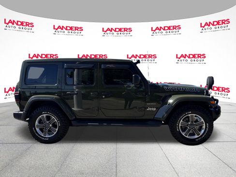 Used 2021 Jeep Wrangler Unlimited Sahara AWD/4WD image 2