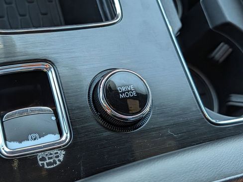 Used 2021 Lincoln Aviator Reserve w/ Equipment Group 201A image 25