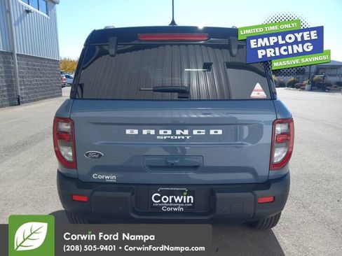 New 2025 Ford Bronco Sport Outer Banks w/ Outer Banks Tech Package+ AWD/4WD image 4
