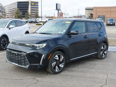 Certified 2023 Kia Soul GT-Line w/ GT-Line Technology Package image 2