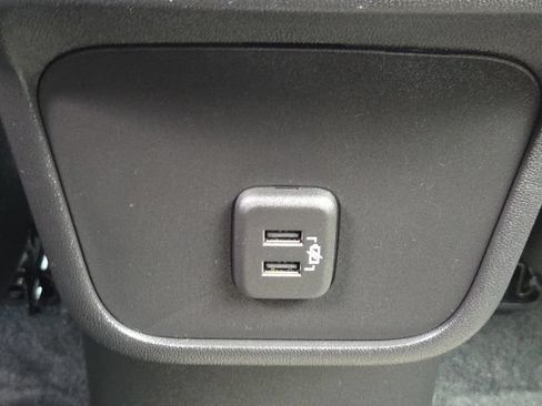 Used 2024 Chevrolet Equinox LT w/ Driver Convenience Package FWD image 20