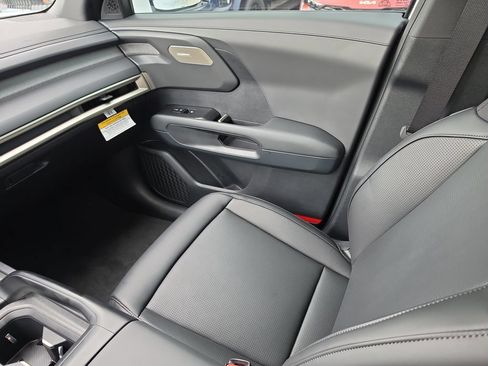 New 2027 Kia Telluride LX FWD image 15