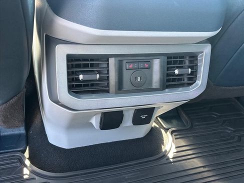 Used 2023 Ford F250 Limited w/ FX4 Off-Road Package AWD/4WD image 22