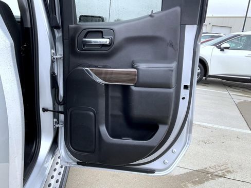 Used 2019 Chevrolet Silverado 1500 RST w/ All-Star Edition image 21