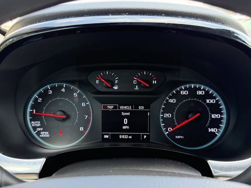 Used 2023 Chevrolet Traverse LS FWD image 31