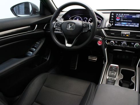 Used 2022 Honda Accord Sport image 32