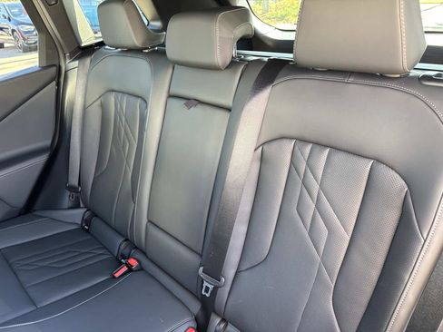 Used 2025 BMW X3 xDrive30i w/ Convenience Package image 13