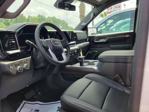 New 2026 GMC Sierra 1500 SLT RWD image 20
