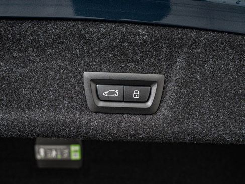 New 2026 BMW 330i xDrive Sedan w/ Premium Package AWD/4WD image 36