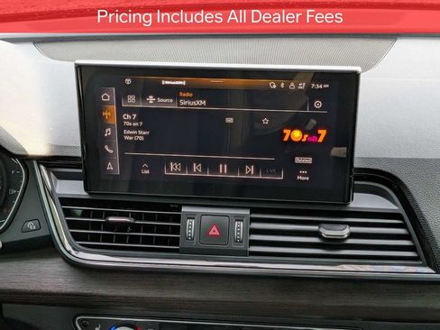Used 2023 Audi Q5 2.0T Premium w/ Convenience Package AWD/4WD image 18