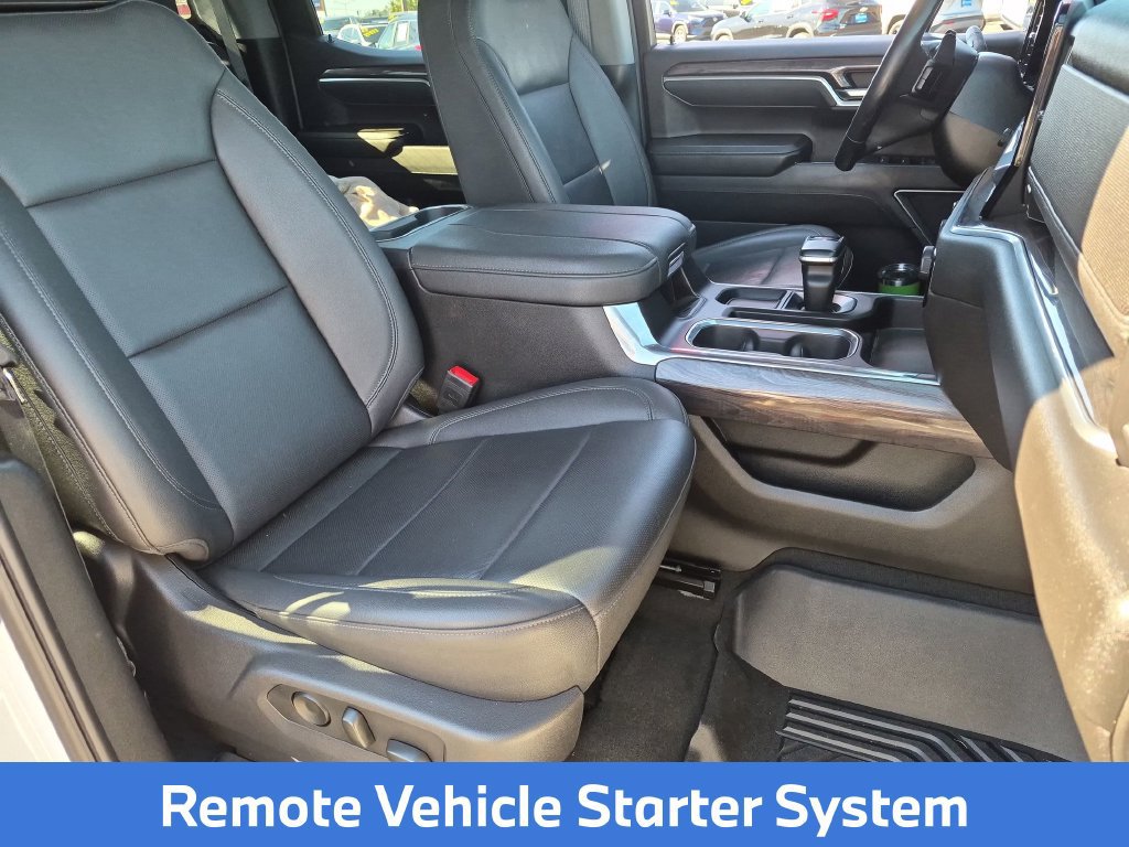 Used 2025 Chevrolet Silverado 1500 LTZ AWD/4WD image 32
