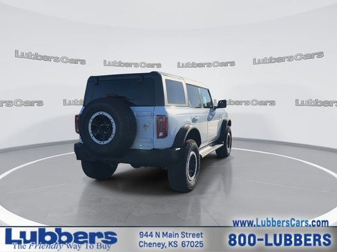 New 2025 Ford Bronco Outer Banks w/ Sasquatch Package image 8