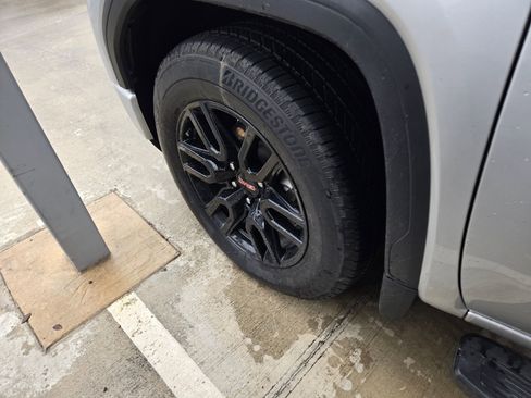 Used 2021 GMC Sierra 1500 Elevation w/ LPO, Elevation Black Package image 7