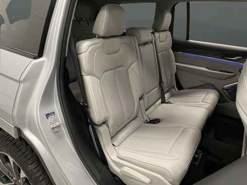 Used 2021 Jeep Grand Cherokee L Overland image 34