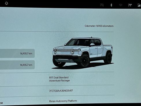 Used 2025 Rivian R1T Adventure image 12