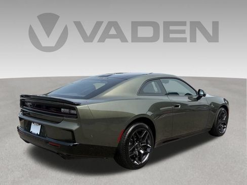 Used 2026 Dodge Charger Scat Pack AWD/4WD image 7