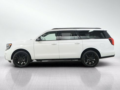 Used 2025 Ford Expedition Max Platinum w/ Stealth Appearance Package AWD/4WD image 2
