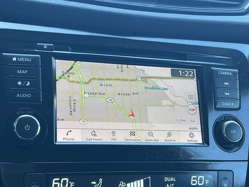 Used 2020 Nissan Rogue SV w/ Premium Package FWD image 22