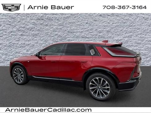 New 2026 Cadillac Lyriq Sport w/ LPO, Floor Liner Package AWD/4WD image 8
