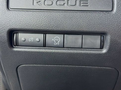 Used 2024 Nissan Rogue S AWD/4WD image 11