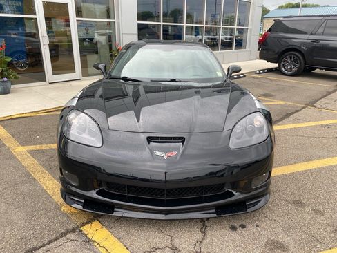 Used 2011 Chevrolet Corvette Grand Sport w/ Preferred Equipment Group RWD image 9