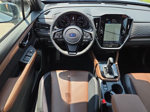 Certified 2025 Subaru Forester Touring AWD/4WD image 13