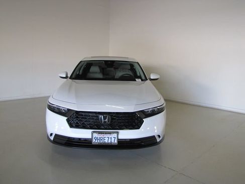 Used 2023 Honda Accord EX image 2