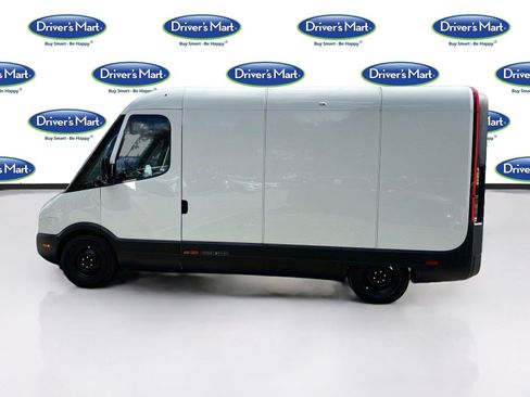 Used 2024 Rivian Delivery 500 FWD image 5