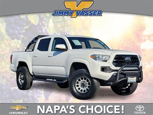 Certified 2018 Toyota Tacoma SR image 1