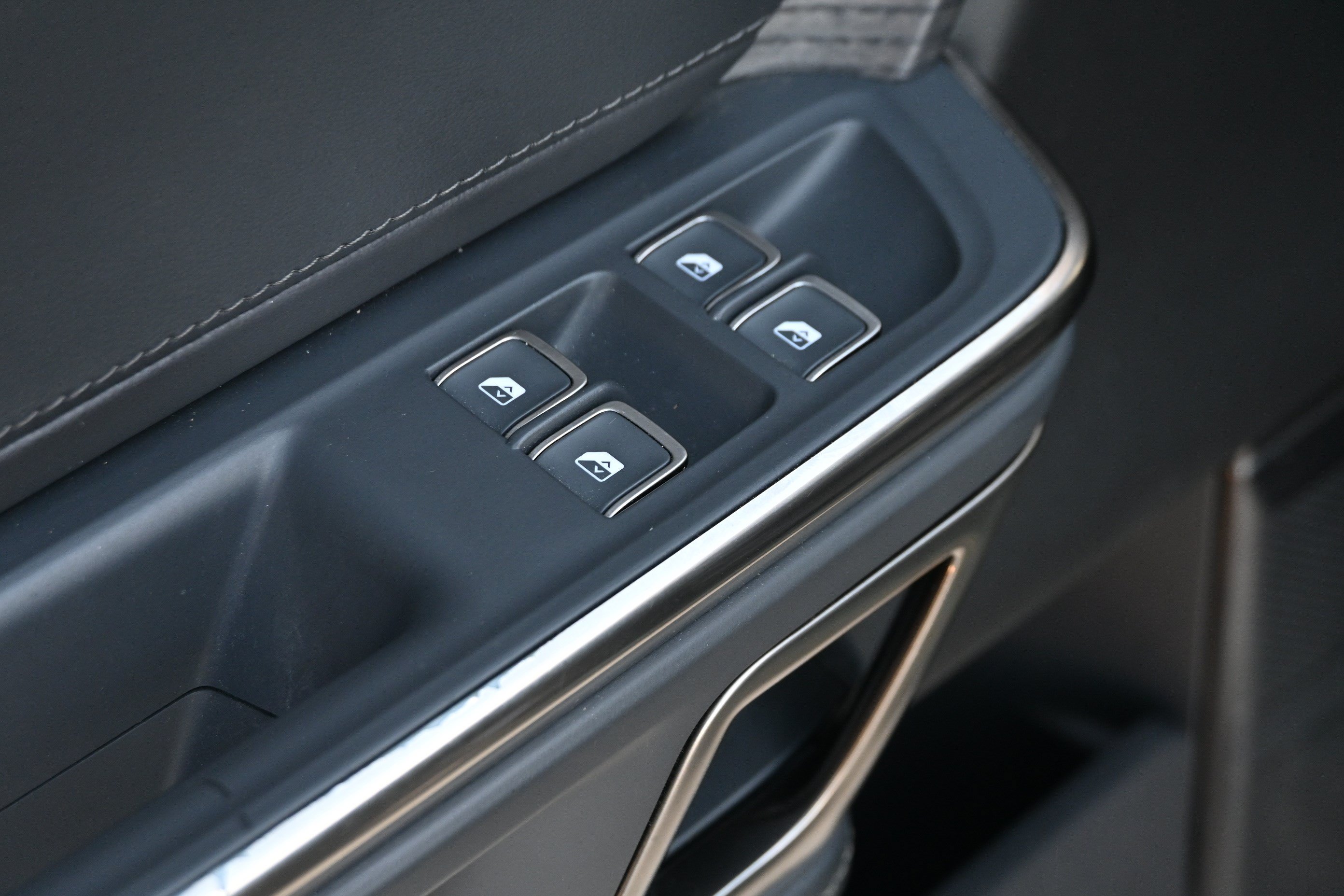 Used 2023 Rivian R1T Launch Edition AWD/4WD image 24