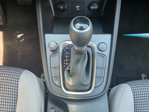 Used 2022 Hyundai Kona SE w/ Cargo Package FWD image 23
