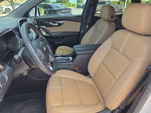 Used 2023 Chevrolet Blazer Premier w/ Enhanced Convenience Package AWD/4WD image 12