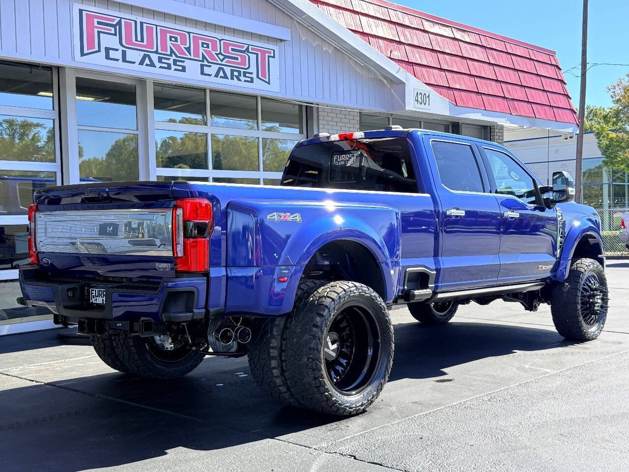 Used 2026 Ford F450 Platinum w/ Platinum Plus Package AWD/4WD image 3
