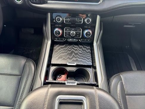 Used 2023 GMC Yukon Denali w/ Denali Reserve Package AWD/4WD image 19