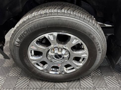 Used 2022 Ford F350 Lariat w/ Lariat Ultimate Package image 19