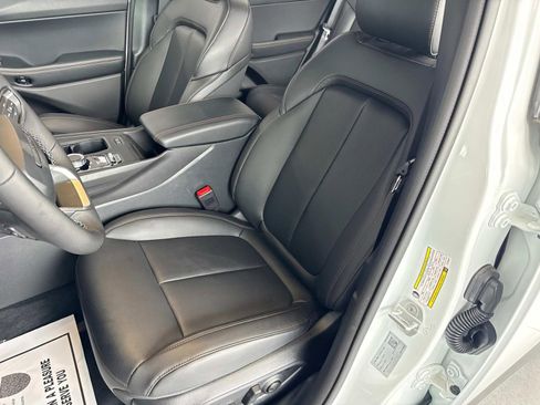 New 2026 Jeep Cherokee Limited AWD/4WD image 16