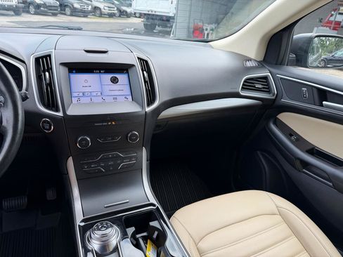 Used 2019 Ford Edge SEL w/ Equipment Group 201A AWD/4WD image 13
