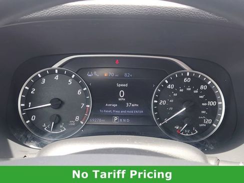 Used 2022 Nissan Frontier SV w/ Technology Package RWD image 15
