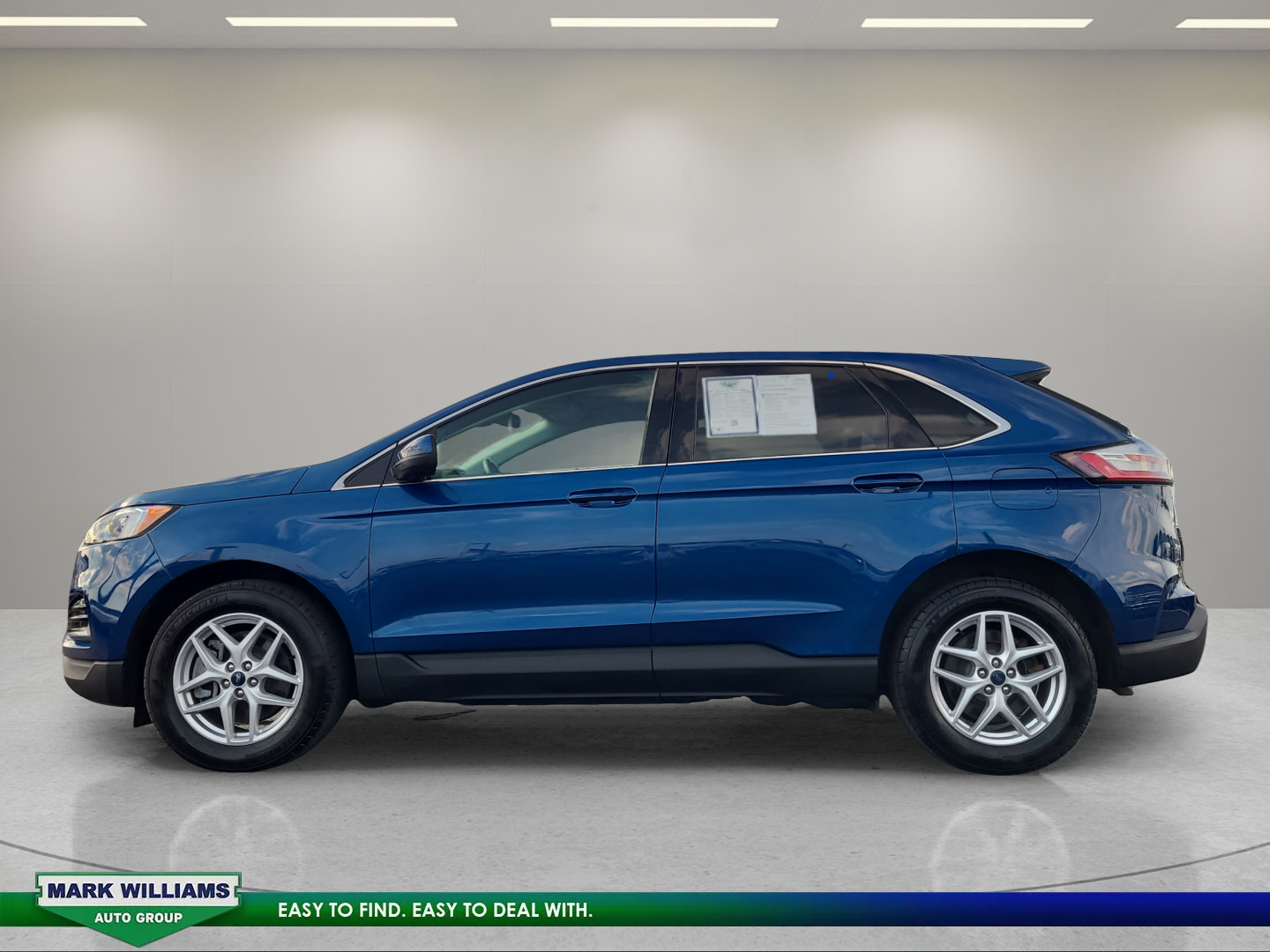 Used 2023 Ford Edge SEL AWD/4WD image 7