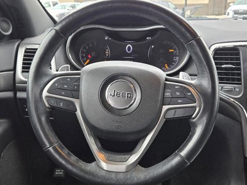 Used 2017 Jeep Grand Cherokee Altitude image 14