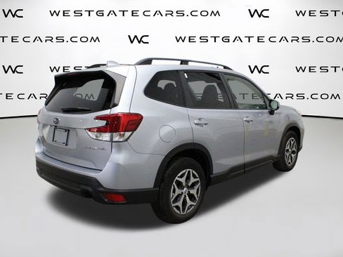Used 2021 Subaru Forester Premium image 45