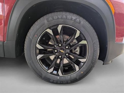 Used 2021 Chevrolet TrailBlazer LT w/ Convenience Package FWD image 22