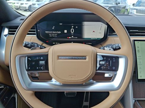 New 2025 Land Rover Range Rover SE image 5